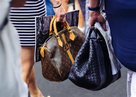 louis vuitton sales numbers|does louis vuitton have outlets.